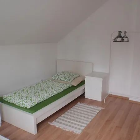 Miraka 339 Cesky Krumlov